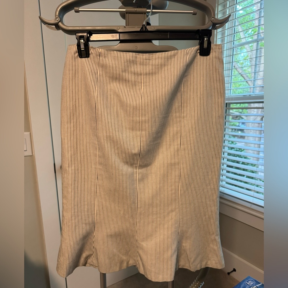 Lauren cream and navy pinstrip skirt